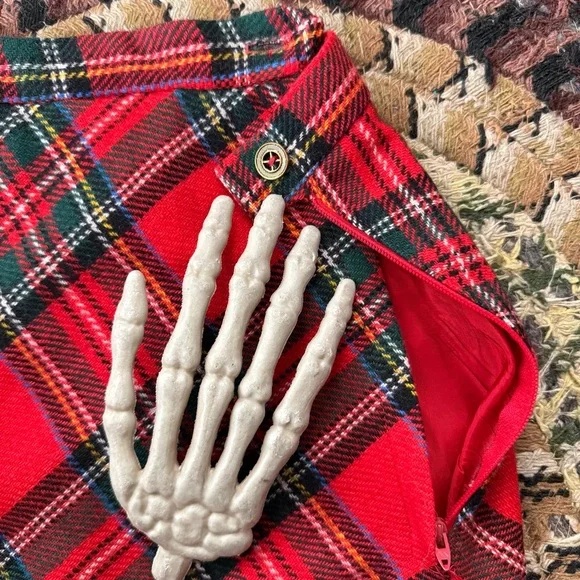 Vintage 70s Scottish Red Tartan Plaid High Waisted Wool Maxi Skirt ~ Size Small - Picture 6 of 7